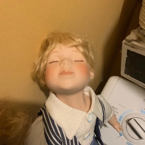 Kissing dolls “Kate and Kyle “14” tall porcelains